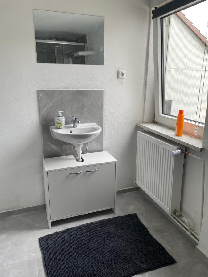 Ferienwohnung Monteurwohnungen Kassel Zentral Lll Екстер'єр фото